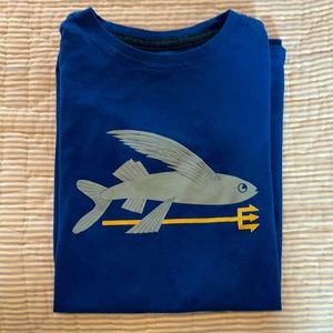 Boys Patagonia tshirt xl - 14